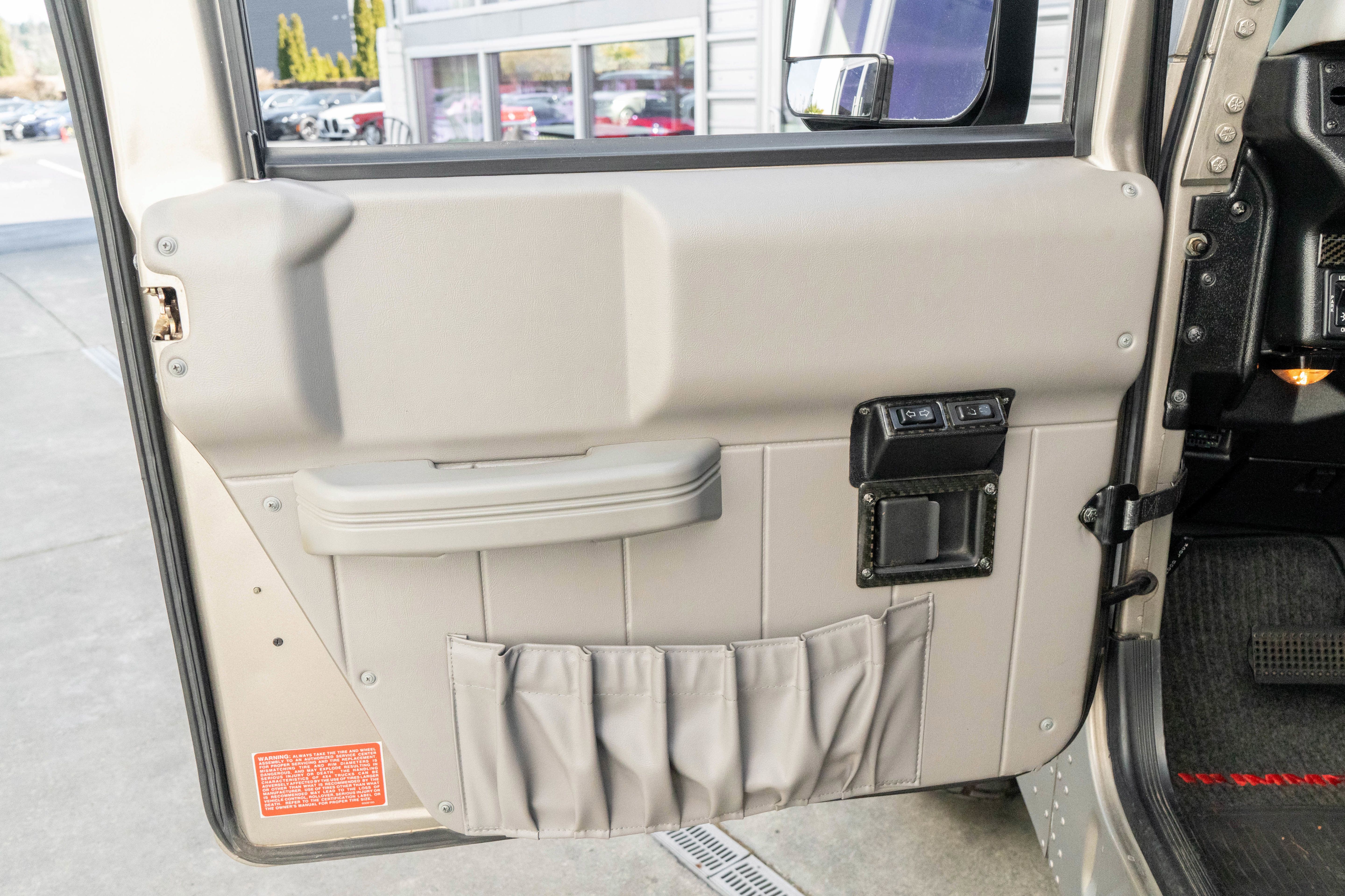 Used 2000 HUMMER H1 4-Door Open Top AWD/4WD image 11
