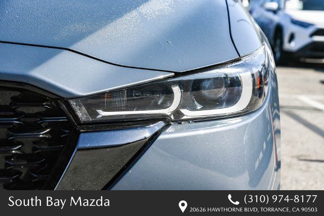 Used 2024 MAZDA CX-5 Carbon Edition AWD/4WD image 4
