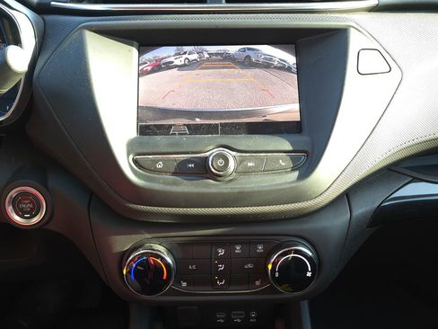 Used 2022 Chevrolet TrailBlazer LT image 17