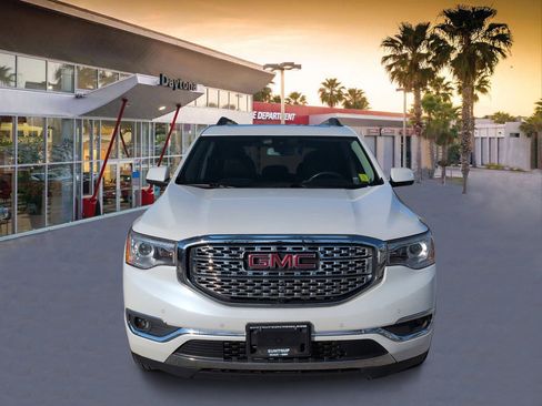 Used 2017 GMC Acadia Denali w/ Technology Package image 8