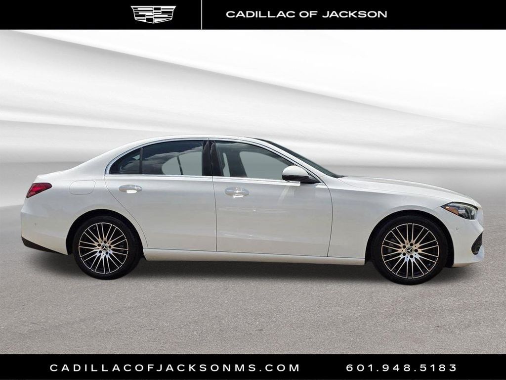 Used 2025 Mercedes-Benz C 300 Sedan w/ Winter Package image 7
