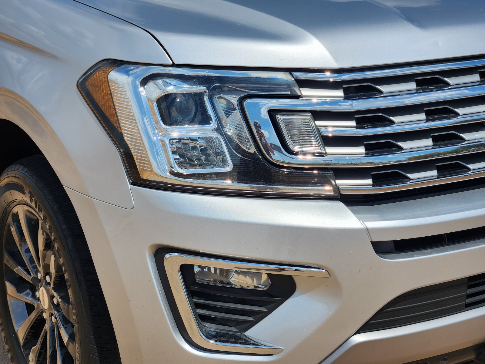 Used 2019 Ford Expedition Max Limited AWD/4WD image 11