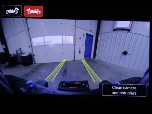 Used 2024 Jeep Wrangler Unlimited Rubicon 4xe image 37