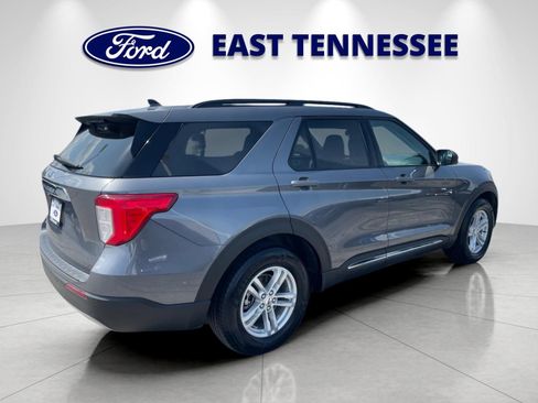 Used 2022 Ford Explorer XLT w/ Equipment Group 202A RWD image 3