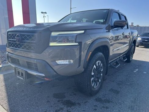 Used 2023 Nissan Frontier PRO-4X w/ Pro Convenience Package image 3
