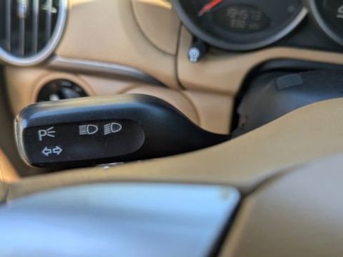 Used 2005 Porsche Boxster image 23