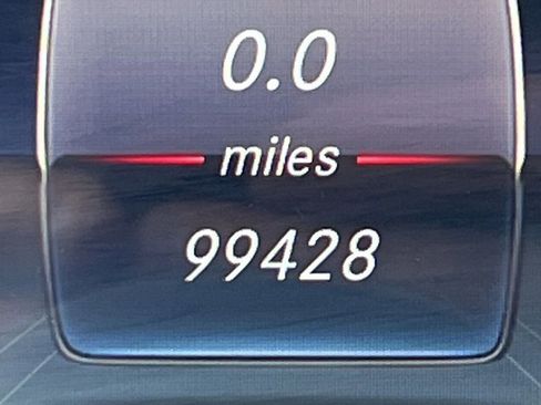 Used 2020 Mercedes-Benz S 560 4MATIC Sedan image 11