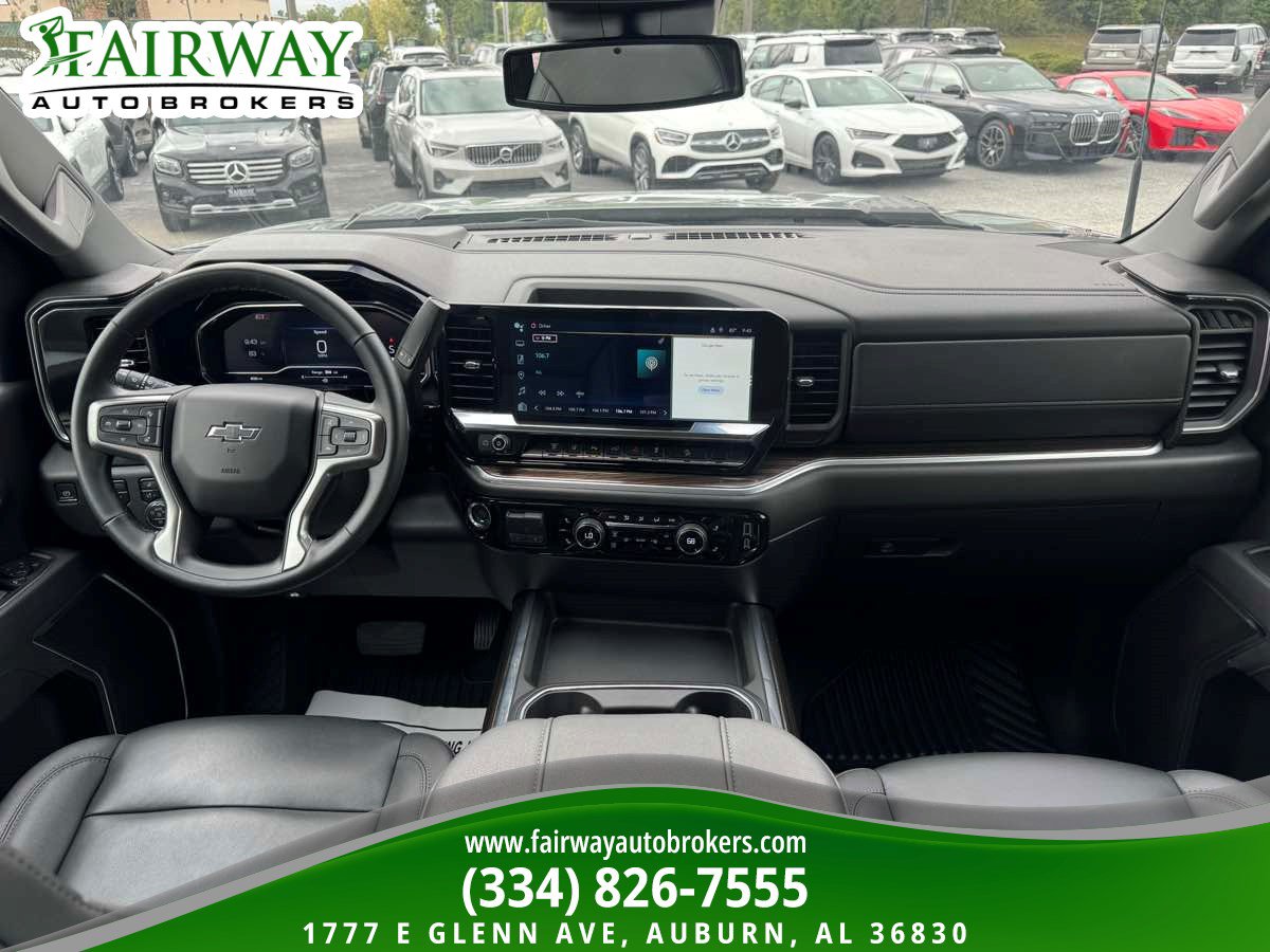 Used 2025 Chevrolet Silverado 2500 LT w/ Trail Boss Package AWD/4WD image 14