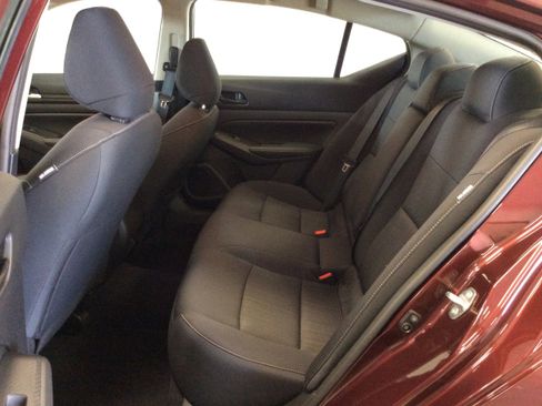 Used 2024 Nissan Altima 2.5 SV image 26