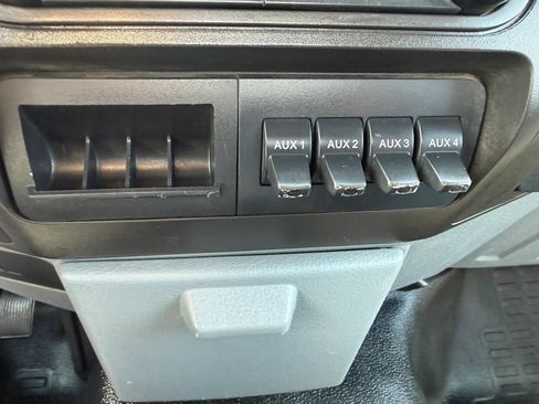 Used 2016 Ford F350 XL w/ Power Equipment Group AWD/4WD image 13