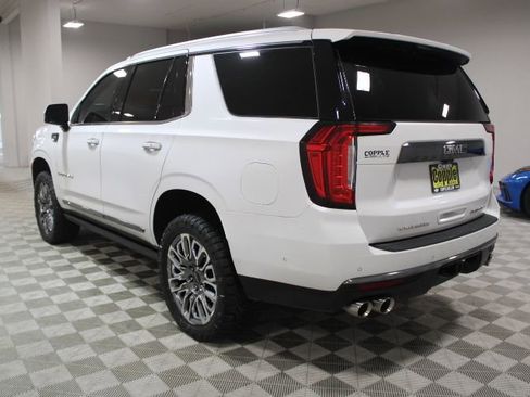 Used 2023 GMC Yukon Denali Ultimate image 10