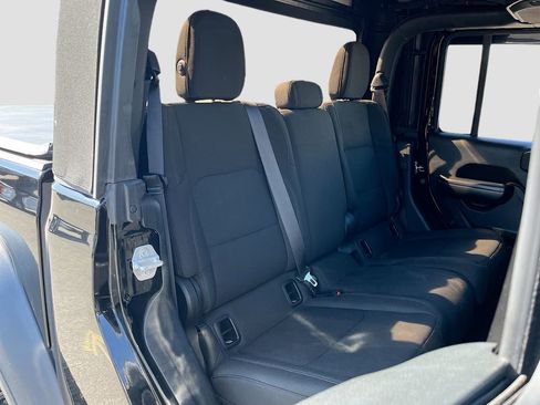 Certified 2020 Jeep Gladiator Sport w/ Quick Order Package 24S image 24