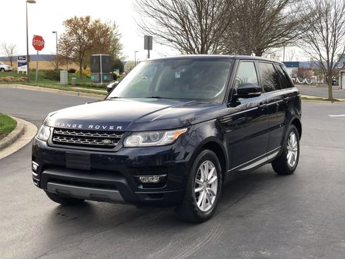 Used 2014 Land Rover Range Rover Sport SE image 1