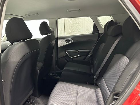 Used 2024 Kia Soul LX w/ Option Group 015 image 41