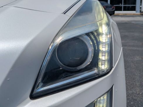 Used 2018 Cadillac CTS Sedan w/ Seating Package RWD image 28