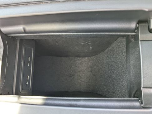 Used 2022 Mercedes-Benz EQB 350 4MATIC image 22