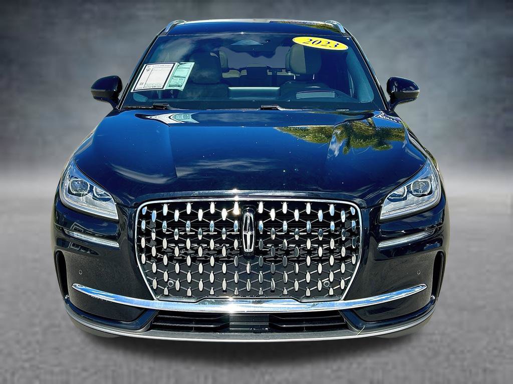 Used 2023 Lincoln Corsair Reserve w/ Equipment Group 202A AWD/4WD image 2