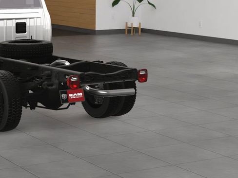 New 2023 RAM 5500 Tradesman image 16