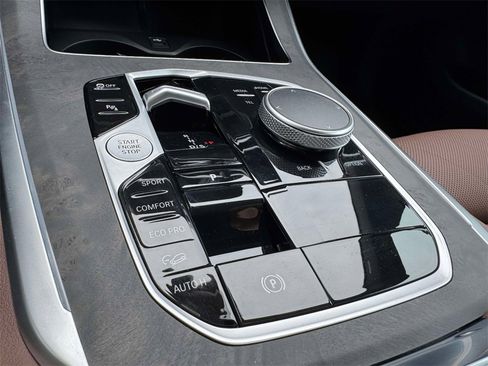 Used 2026 BMW X5 xDrive40i image 16