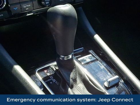 Used 2025 Jeep Compass Limited AWD/4WD image 11
