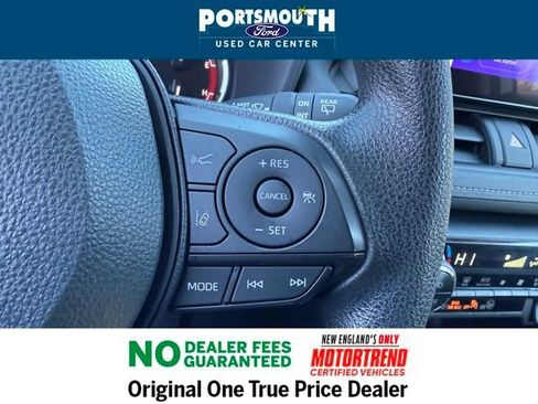 Used 2024 Toyota RAV4 XLE image 16