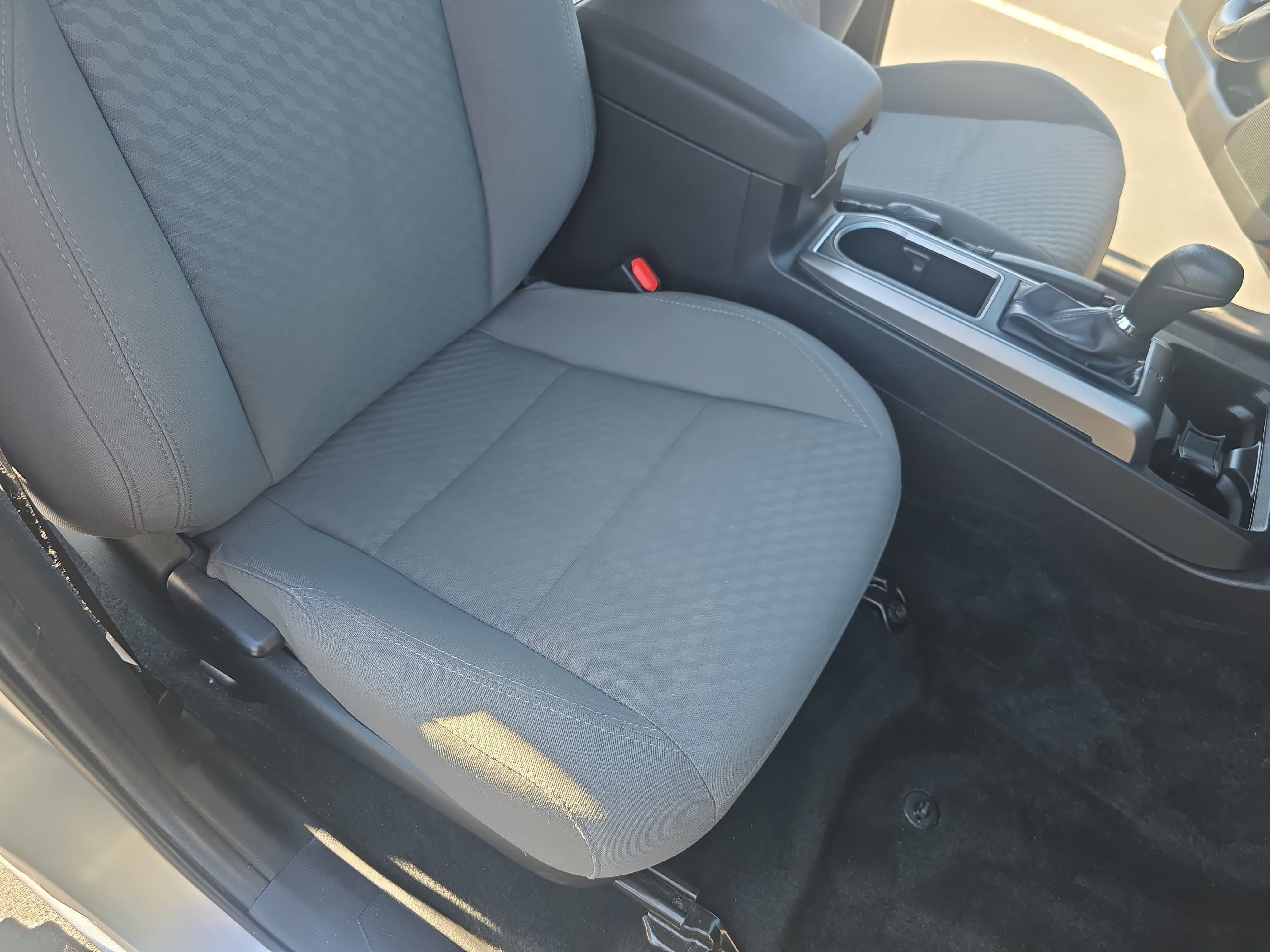 Used 2022 Toyota Tacoma SR5 RWD image 10