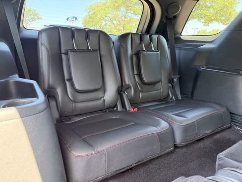 Used 2018 Ford Explorer Sport w/ Equipment Group 401A AWD/4WD image 18