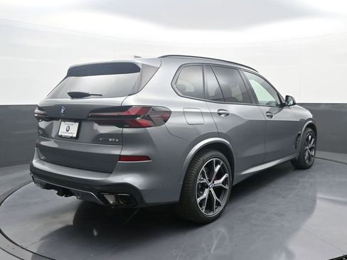 New 2026 BMW X5 xDrive50e w/ M Sport Package AWD/4WD image 7