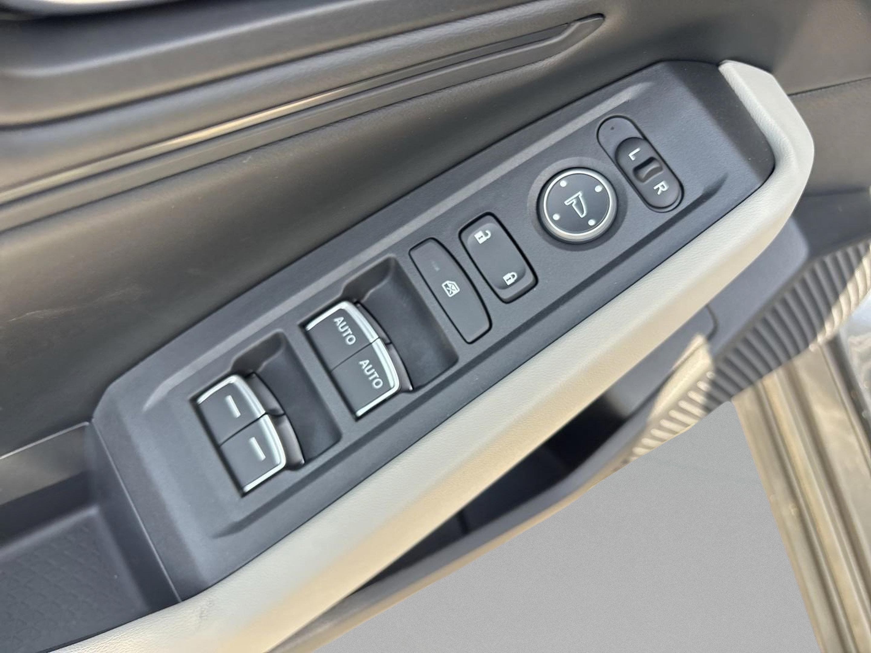 Used 2026 Honda Accord SE image 17