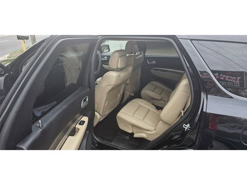 Used 2020 Dodge Durango SXT image 10
