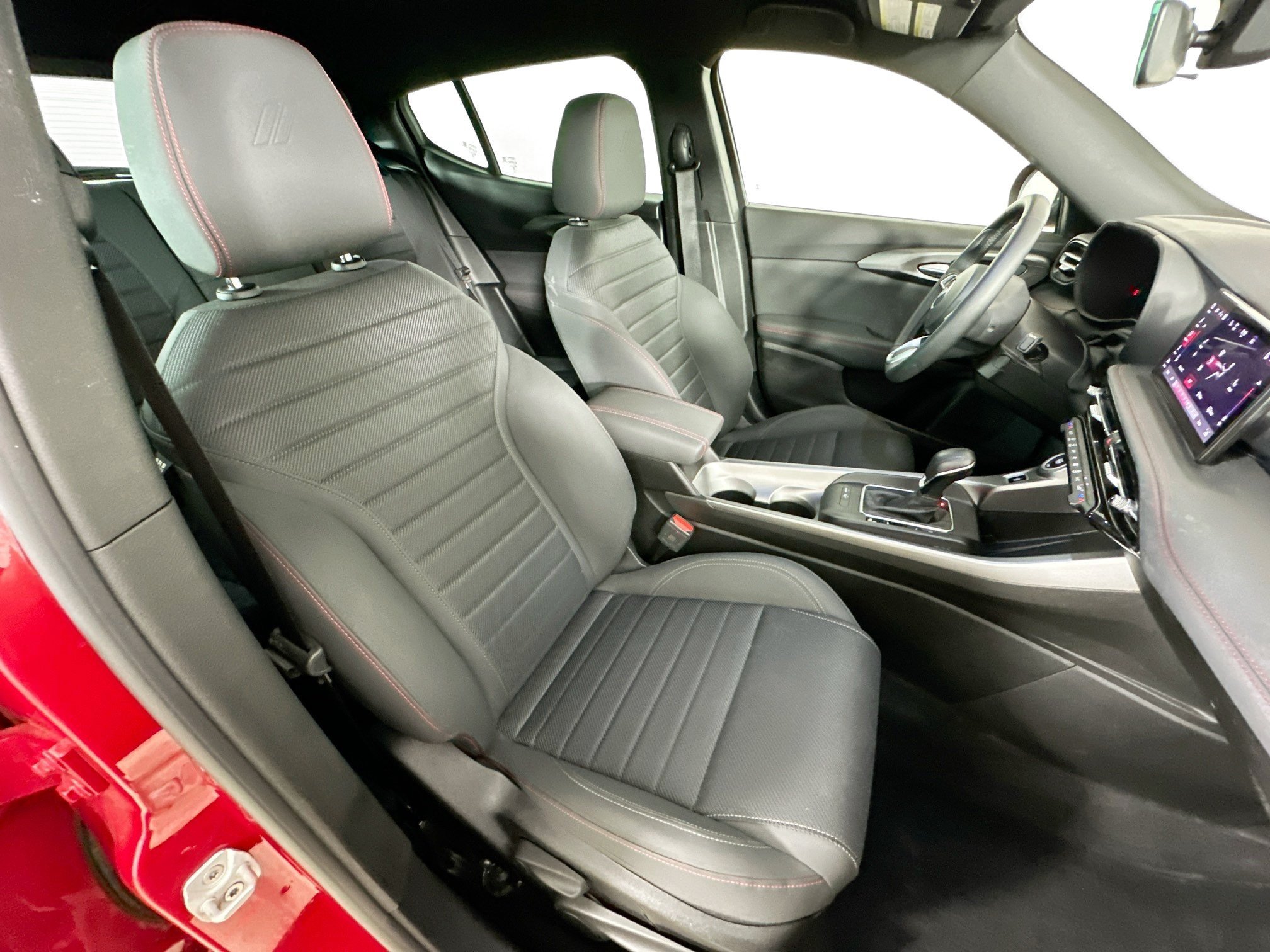 Used 2024 Dodge Hornet GT w/ Cold Weather Group AWD/4WD image 31