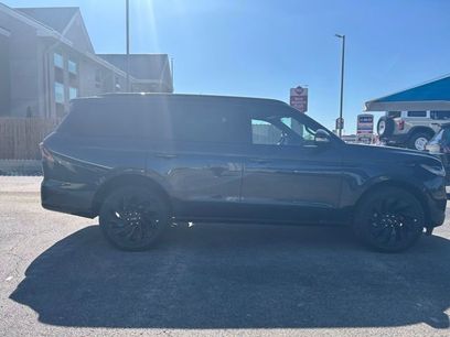 New 2026 Lincoln Navigator Reserve w/ Jet Appearance Package