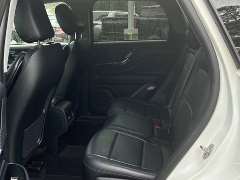 Used 2021 Lincoln Corsair FWD w/ Premium Package image 9