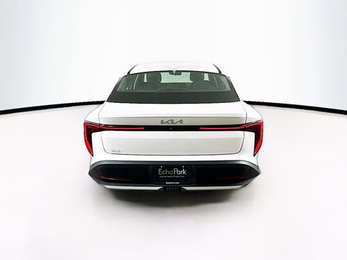 Used 2025 Kia K4 LXS image 7