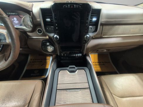 Used 2019 RAM 1500 Limited AWD/4WD image 11