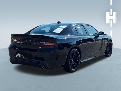 Used 2020 Dodge Charger Scat Pack w/ Dynamics Package RWD image 4