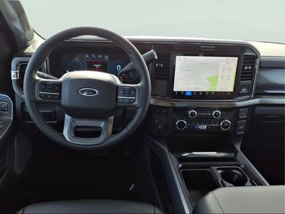 New 2026 Ford F250 Lariat w/ Black Appearance Package