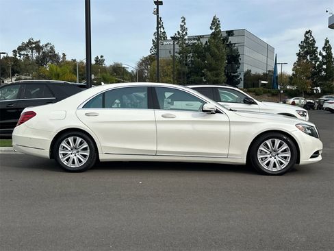 Used 2014 Mercedes-Benz S 550 Sedan image 2