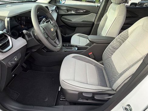 New 2026 Chevrolet TrailBlazer LT w/ Driver Confidence Package FWD image 16