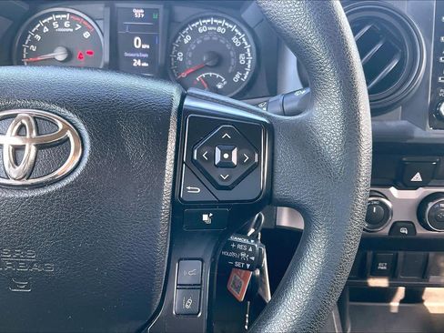 Used 2022 Toyota Tacoma SR image 20