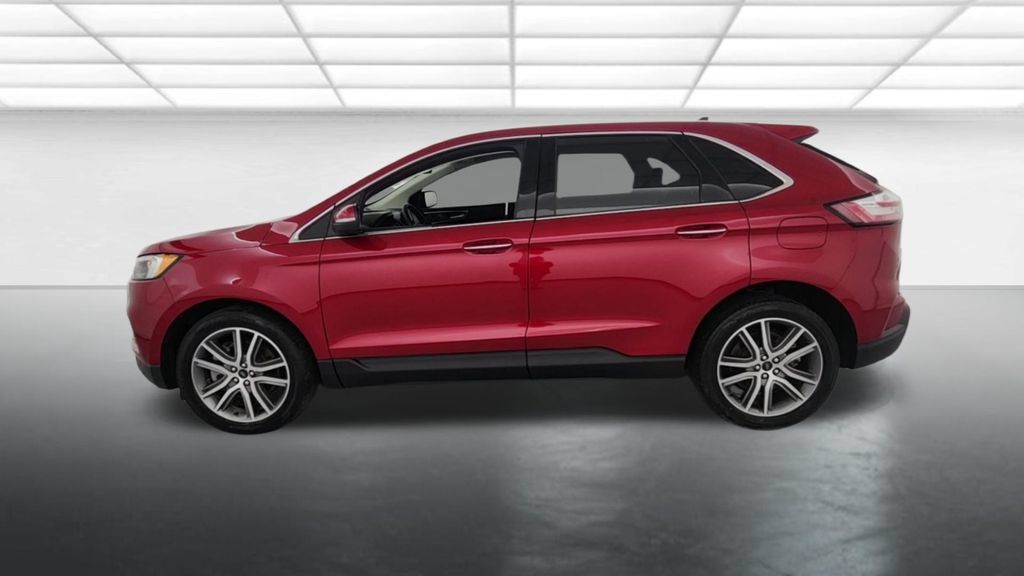Used 2023 Ford Edge Titanium AWD/4WD image 4