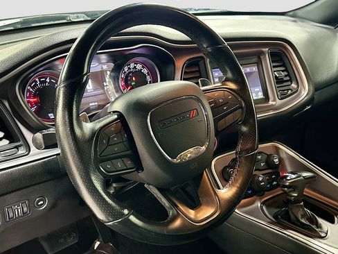 Used 2019 Dodge Challenger GT image 11