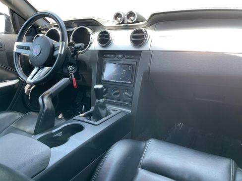 Used 2006 Ford Mustang GT image 15