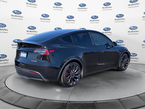 Used 2023 Tesla Model Y Performance AWD/4WD image 5