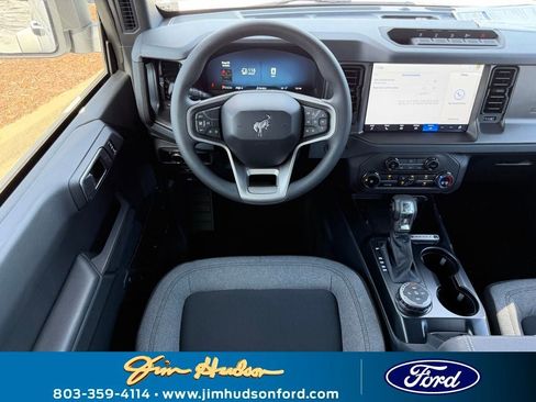 New 2025 Ford Bronco 4-Door w/ Sasquatch Package image 11