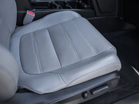 Used 2022 Honda CR-V EX-L image 32