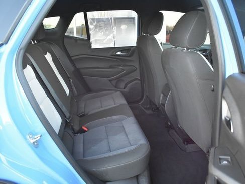 Used 2024 Chevrolet Trax RS w/ Driver Confidence Package image 34