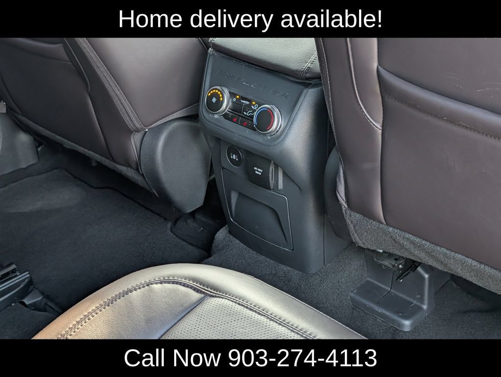 Used 2026 Ford Explorer Platinum RWD image 32