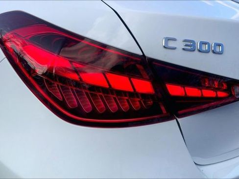 Used 2025 Mercedes-Benz C 300 4MATIC Sedan image 25
