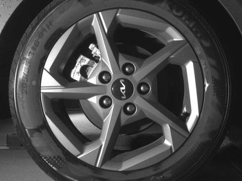 Used 2025 Kia K4 LXS image 15